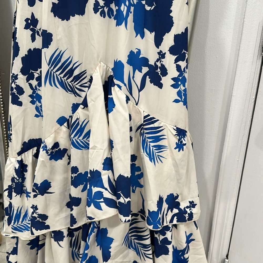 the blue halter cut out ruffle maxi Dress Size XL wedding multi blue wht floral - Picture 9 of 15